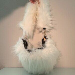 White Faux Fur Shag Shoulder Bag - Y2K / Coquette Style